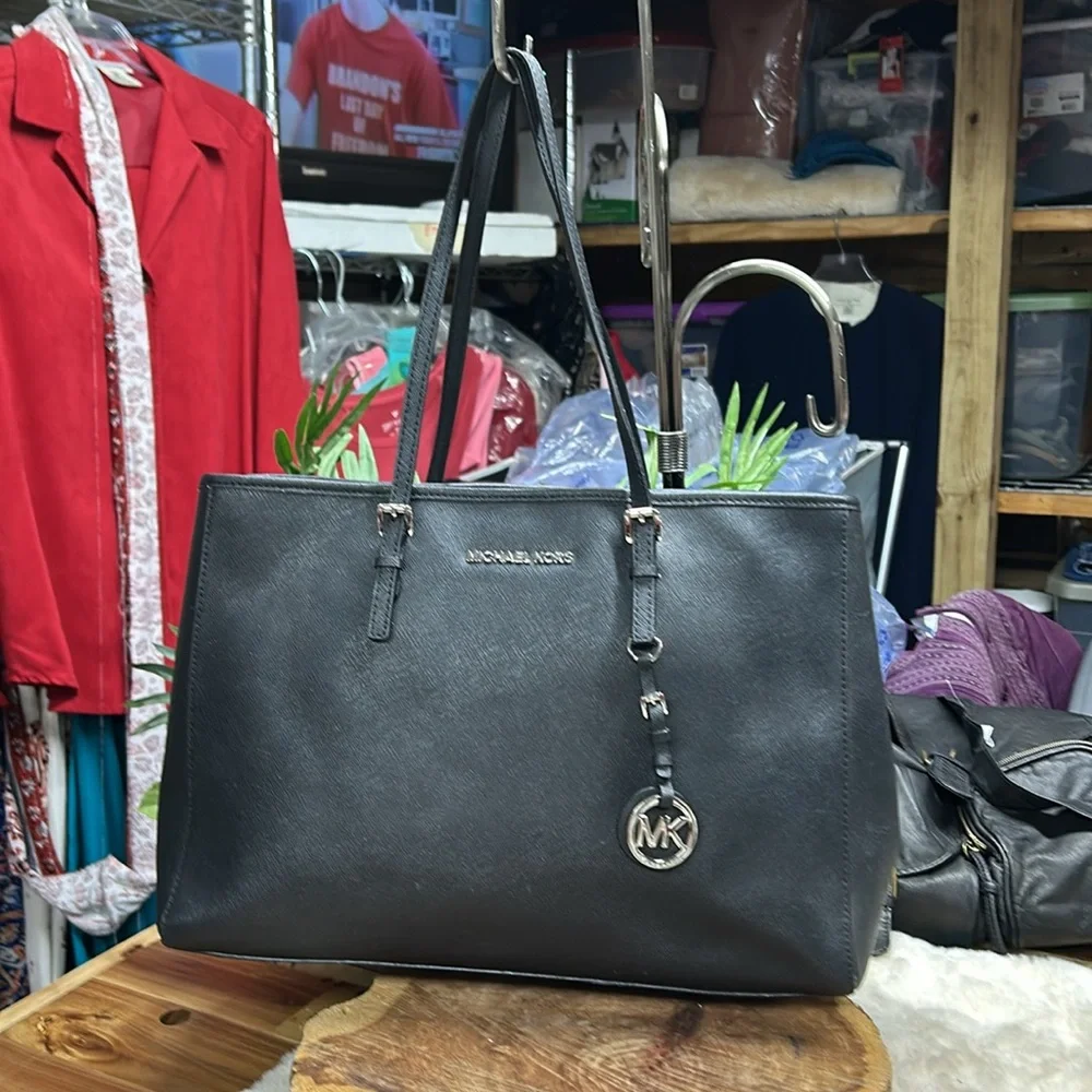 Michael Kors black satchel‎ large bag